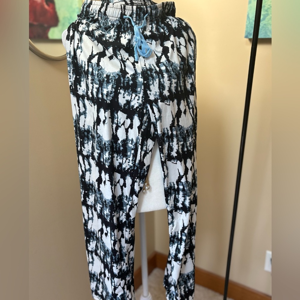 Hello Mello Tie Dye Lounge Pants Pajamas Sz M